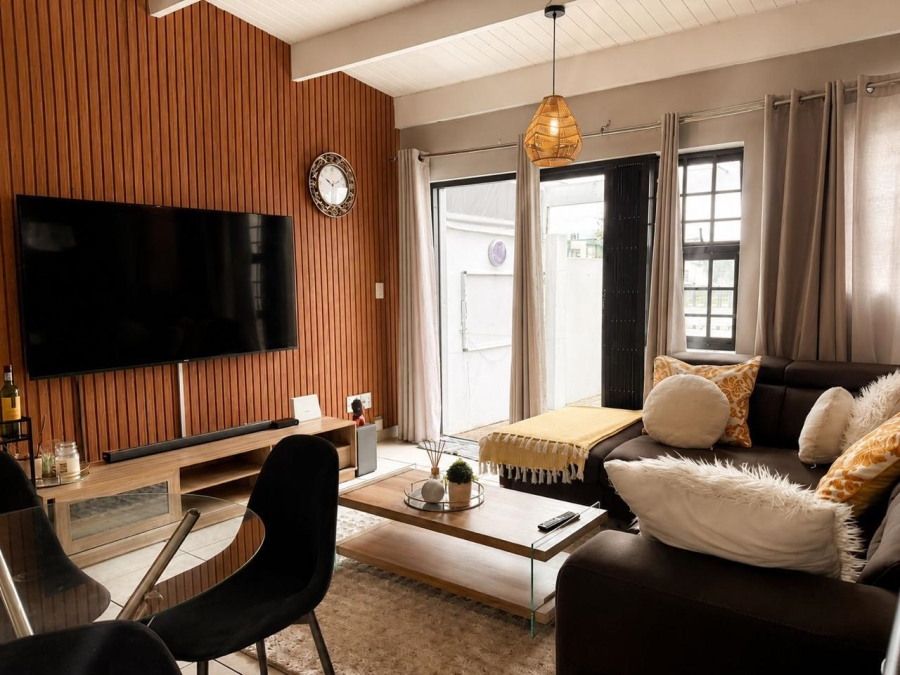 2 Bedroom Property for Sale in Burgundy Estate Western Cape